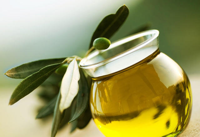 Olivenöl-Haarmaske für weiches Haar