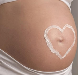Vorsicht vor Cremes, die während der Schwangerschaft verwendet werden!