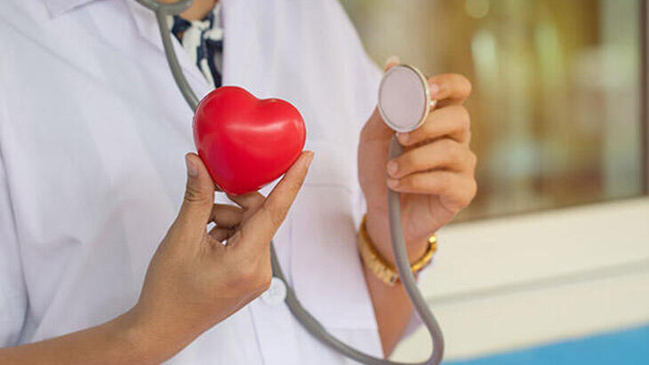 Co je kardiologie, na co se dívá? Jaká onemocnění léčí lékař (kardiolog) kardiovaskulární chirurgie?