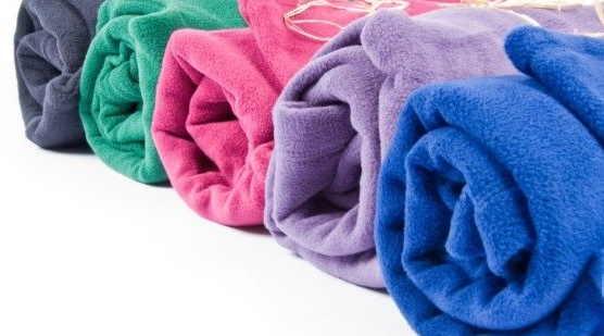 Ce este Fleece Fabric? Care sunt proprietățile țesăturii polare?