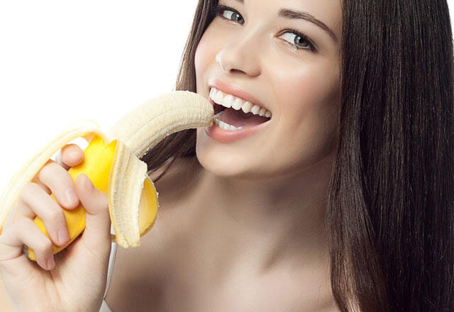 Metoda de albire a dintilor cu banana