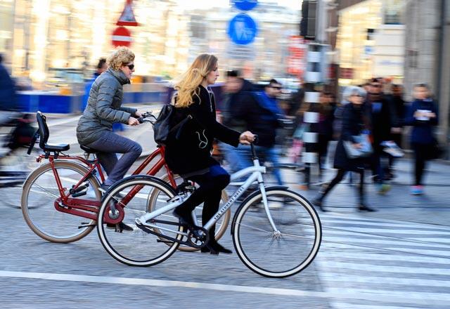 Beneficiile mersului cu bicicleta