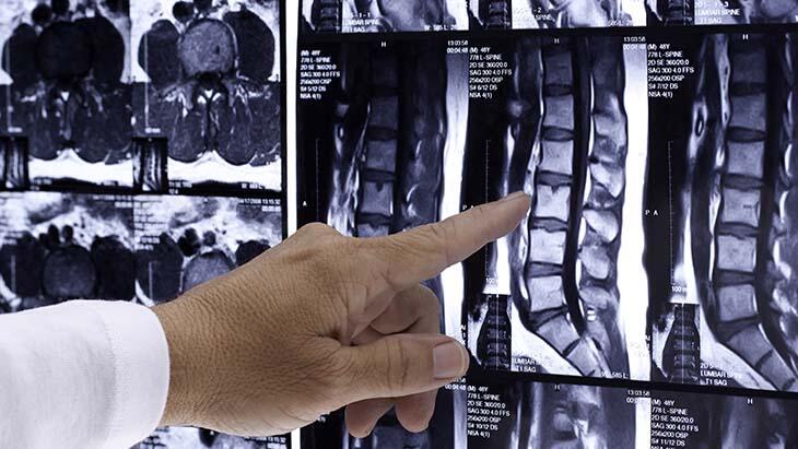 Vad är avdelningen för ortopedi och traumatologi, vad ser den på? Vilka sjukdomar behandlar ortopedläkaren?