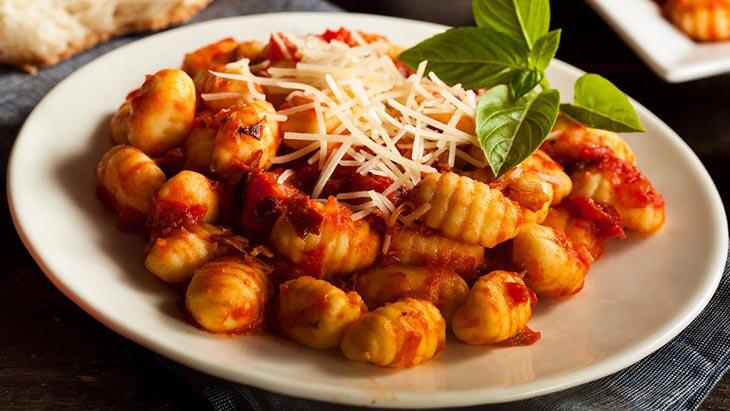 Hvordan laver man gnocchi (Niyokki) pasta? - Gnocchi pasta opskrift