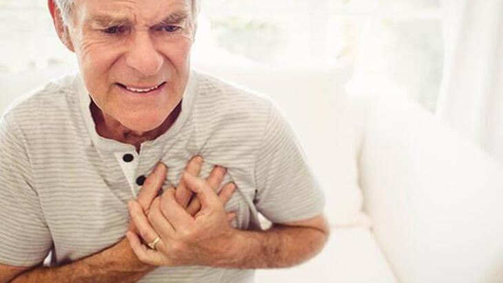 Was verursacht Herzklopfen? Was ist gut gegen Herzklopfen? Was lässt das Herz schneller schlagen?